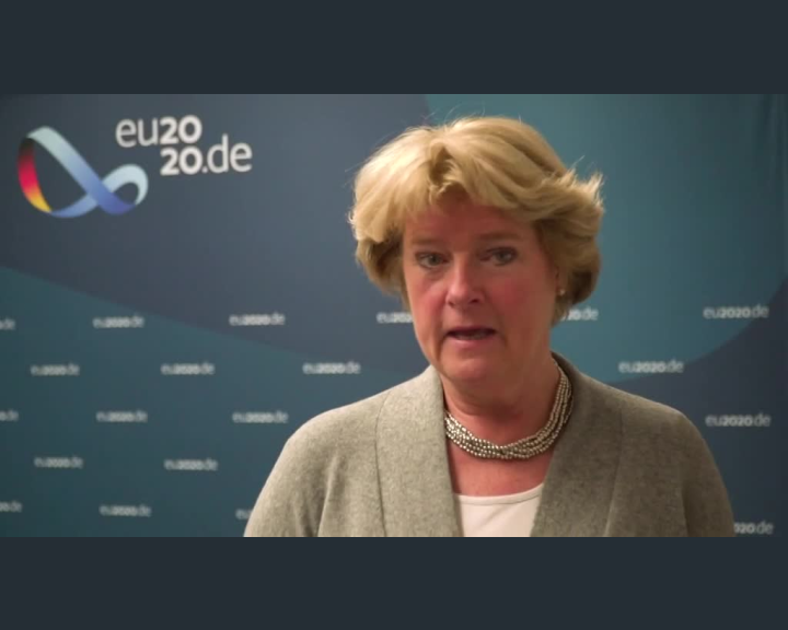 Minister of State Monika Gr